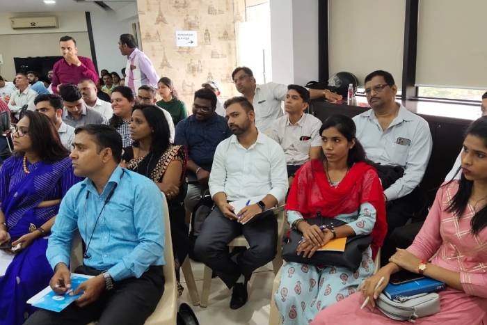 Glimpses of 26th May E Registration Training Workshop successfully started with 90+ Participants in Presence of CREDAI MCHI THANE 